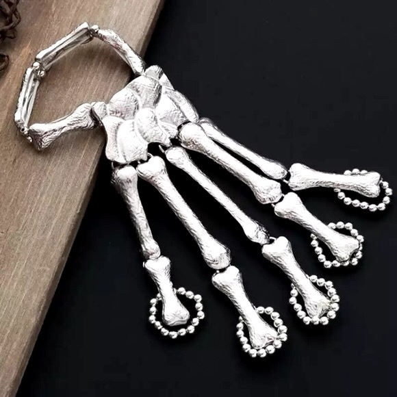 “Spooky Scary Skeleton” Unique Bone Rings/Bracelet - Picture 7 of 16